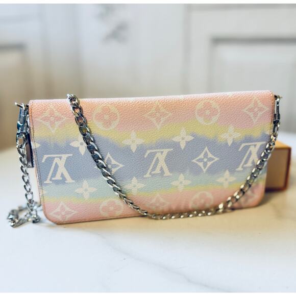 Louis Vuitton Monogram Escale Zippy Wallet Pastel - Picture 8 of 8